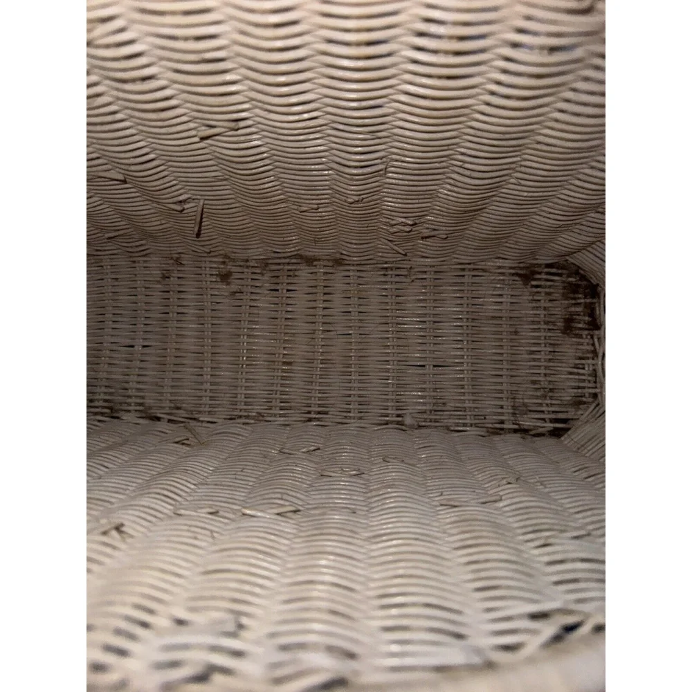Vintage Wicker Magazine Vinyl Record Storage Rack Basket Shabby Beach Cottage